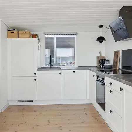 Сasa de vacaciones Solbritt - 30m From The Sea By Interhome *