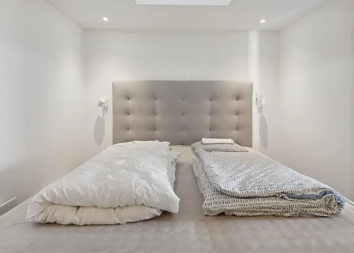 Solbritt - 30m From The Sea By Interhome *