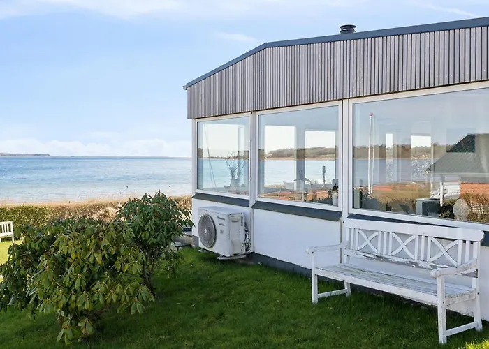 Сasa de vacaciones Solbritt - 30m From The Sea By Interhome